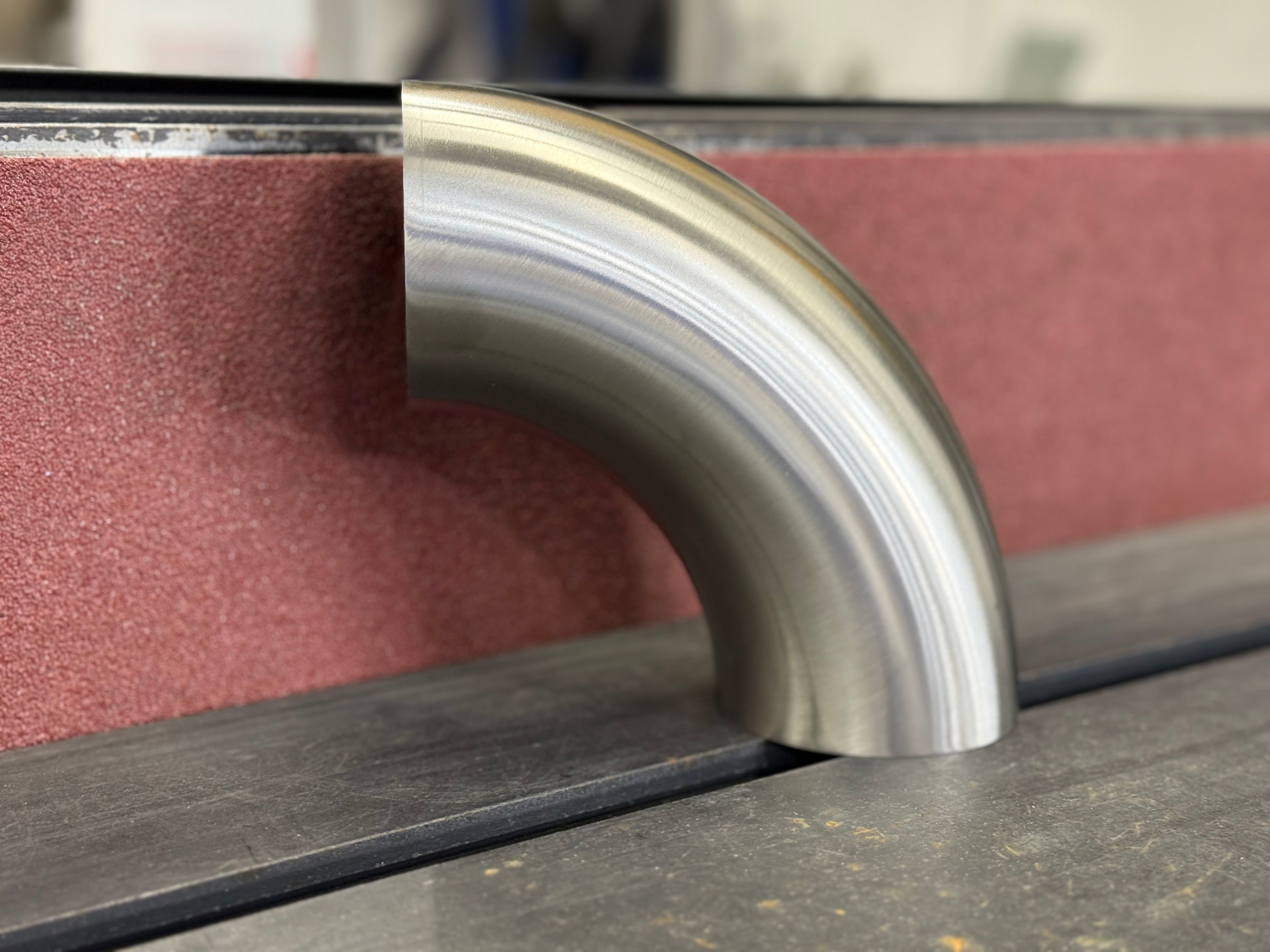 Stainless Steel 304 1.5" LR 90° Bend 1.5D CLR/16Ga No Leg
