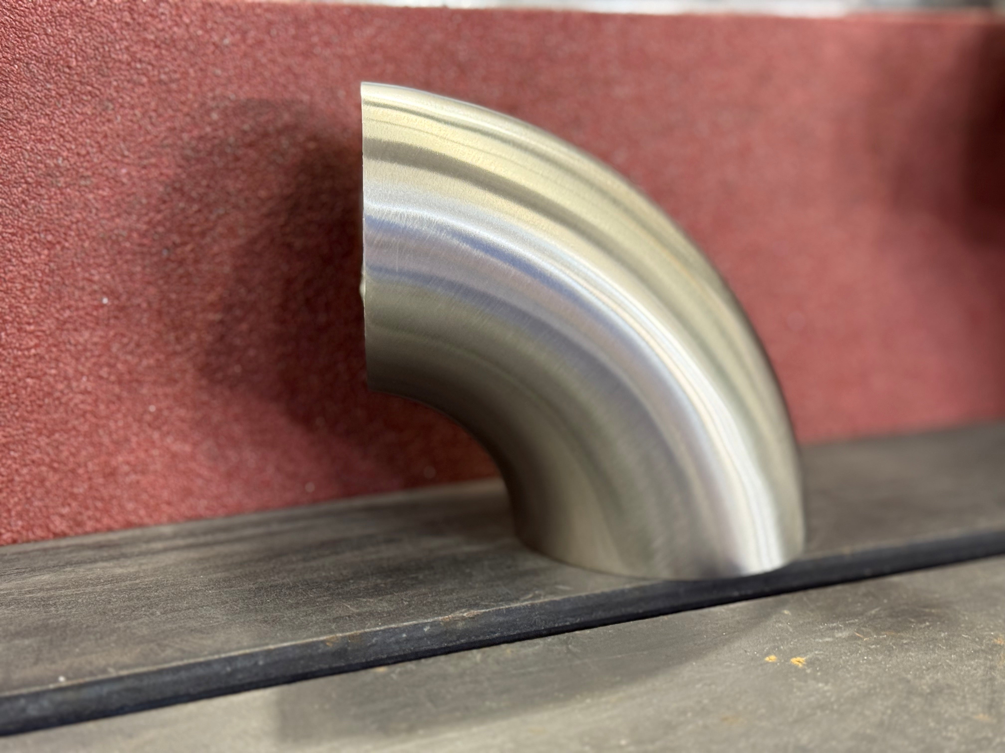 Stainless Steel 304 1.875" TR 90° Bend 1D CLR / 16Ga No Leg