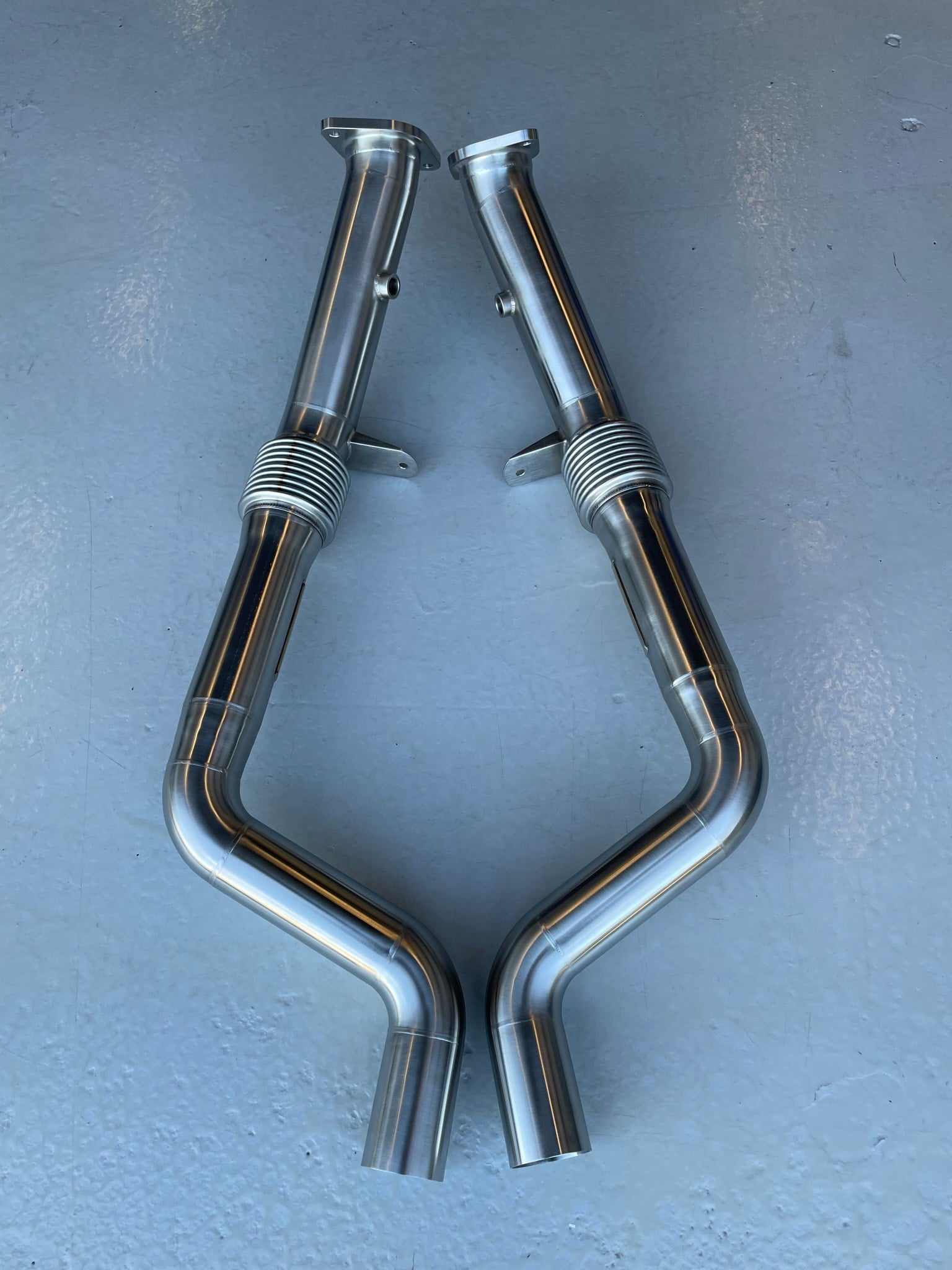 Ford Mustang GT350 Downpipes